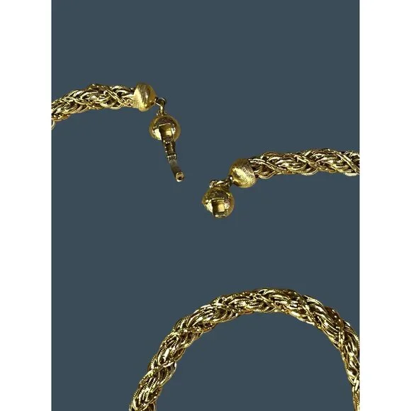 Vintage Monet Gold-Tone Twisted Rope Chain Necklace With Textured Beads & Clasp - Picture 8 of 8